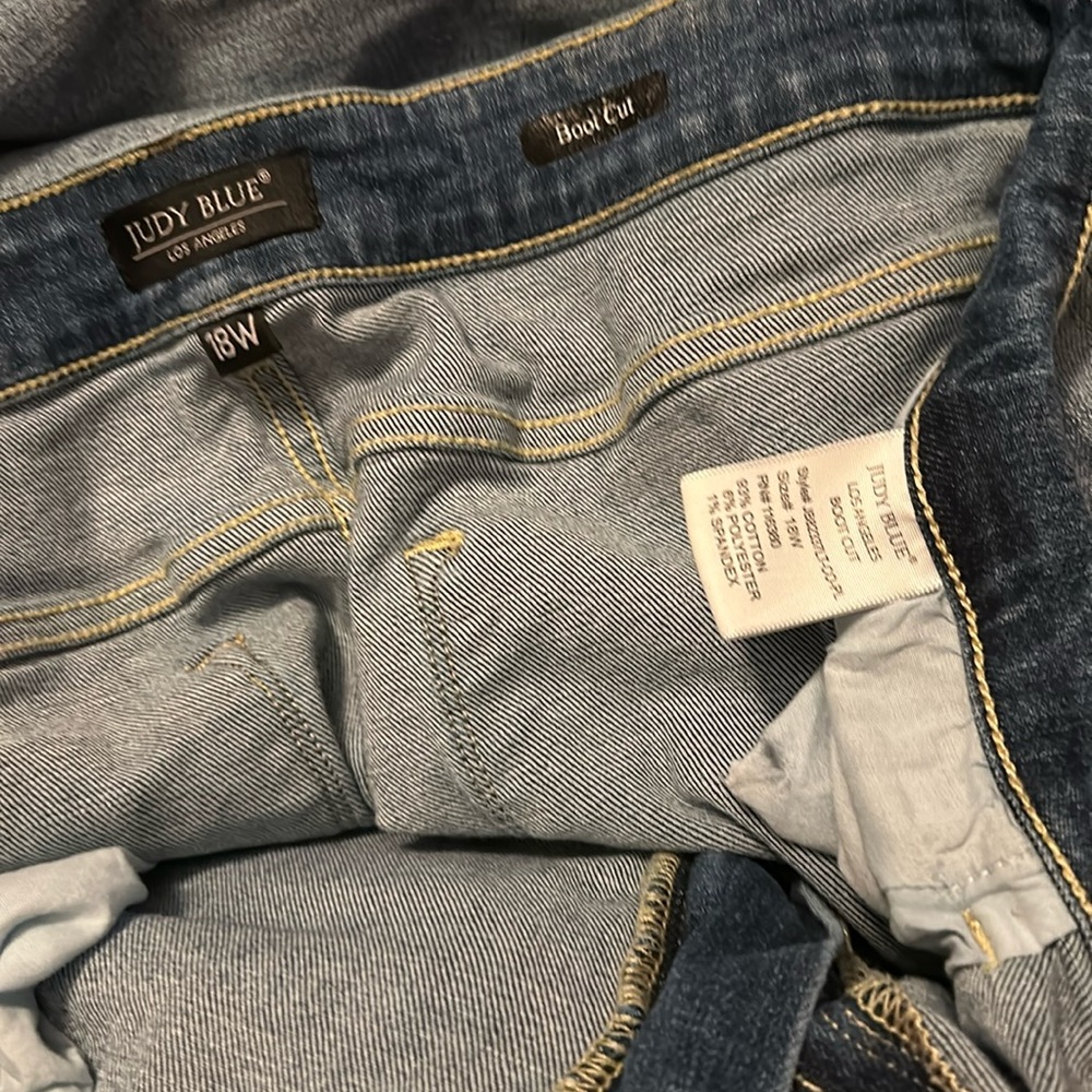Judy blue bootcut size 18 super stretchy Jean